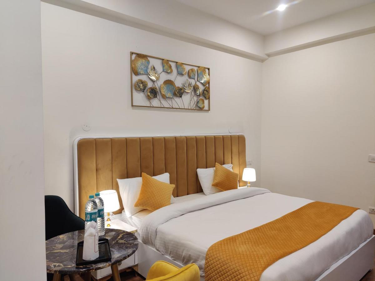 Amahi Inn Gurgaon Exterior photo