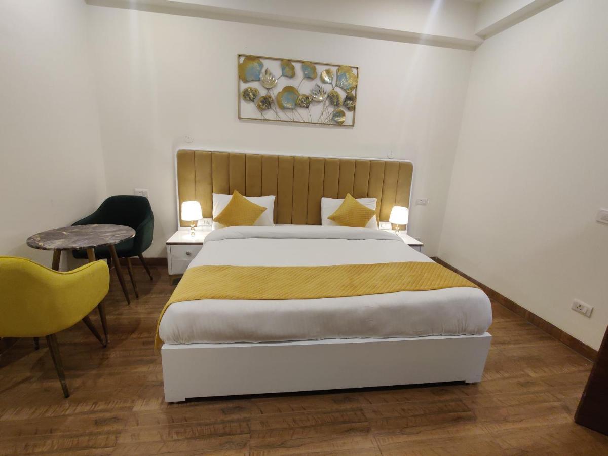 Amahi Inn Gurgaon Exterior photo
