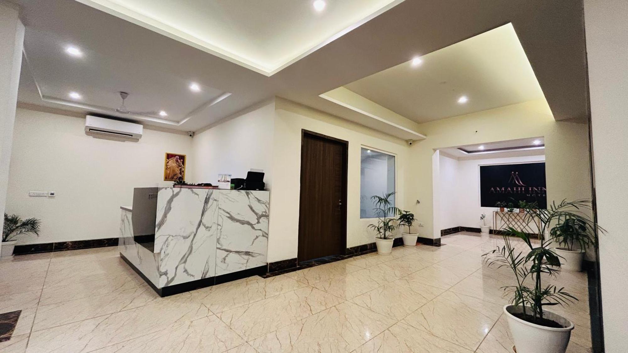 Amahi Inn Gurgaon Exterior photo